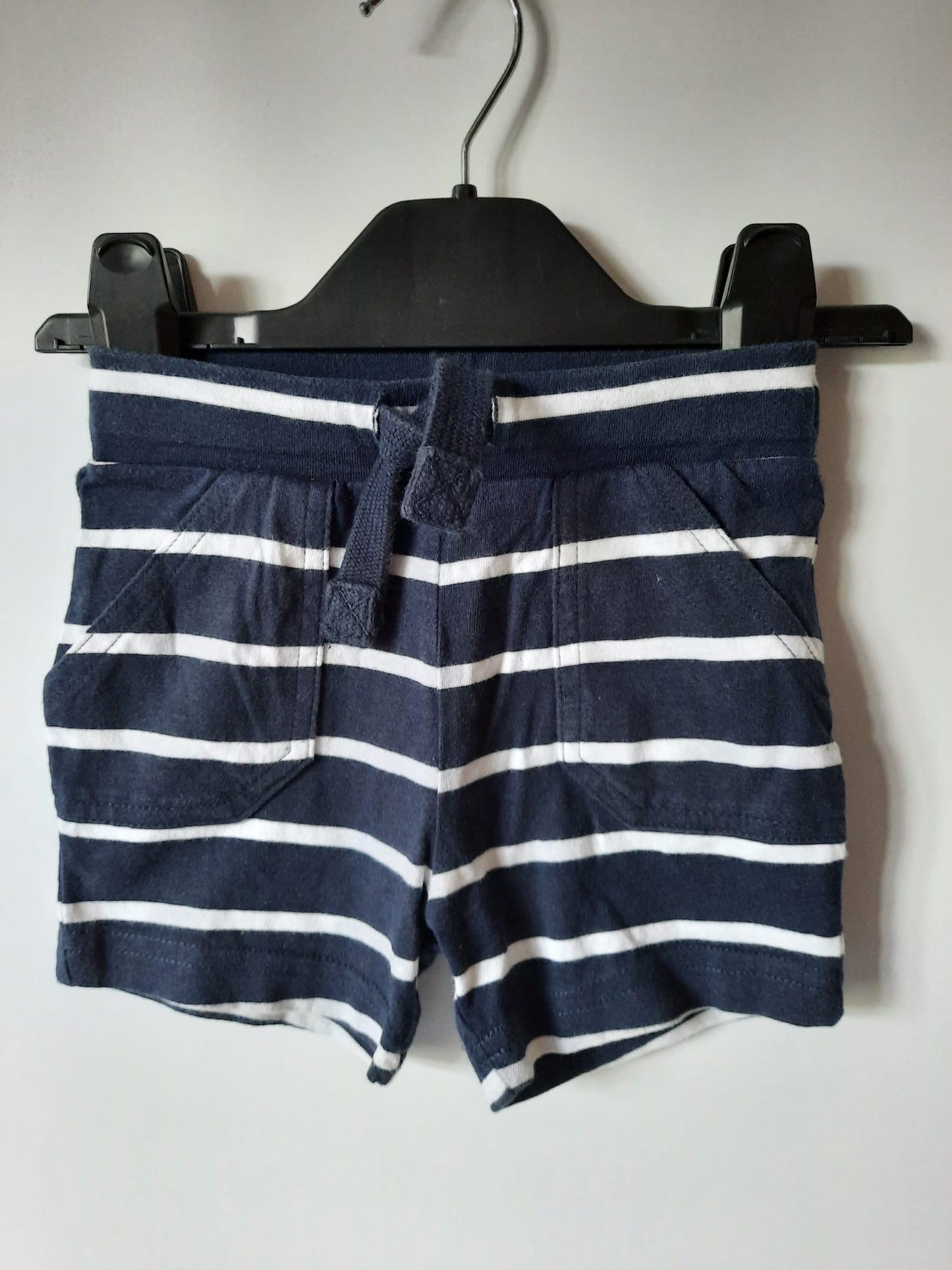 F&F - Shorts (6-9M)