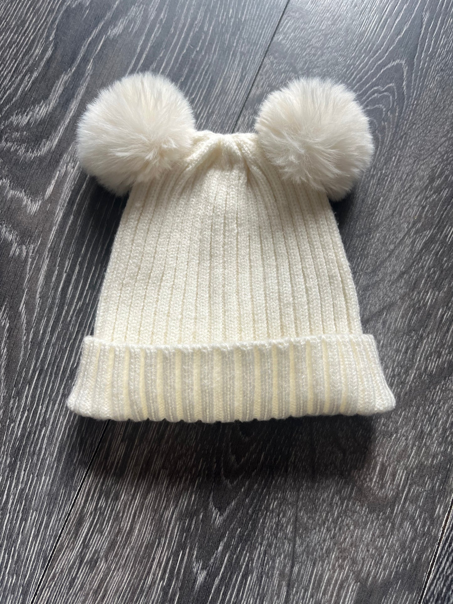 Primark - Hat (2-4)