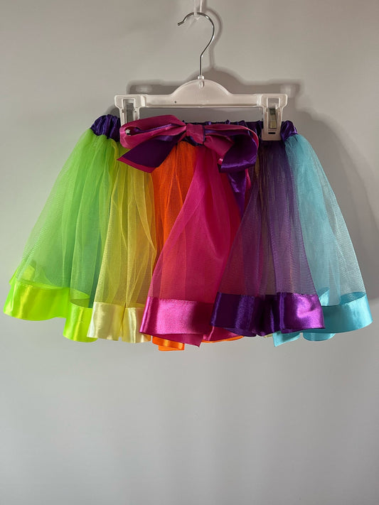 Alter ego, rainbow tutu, size 4 to 5 years.