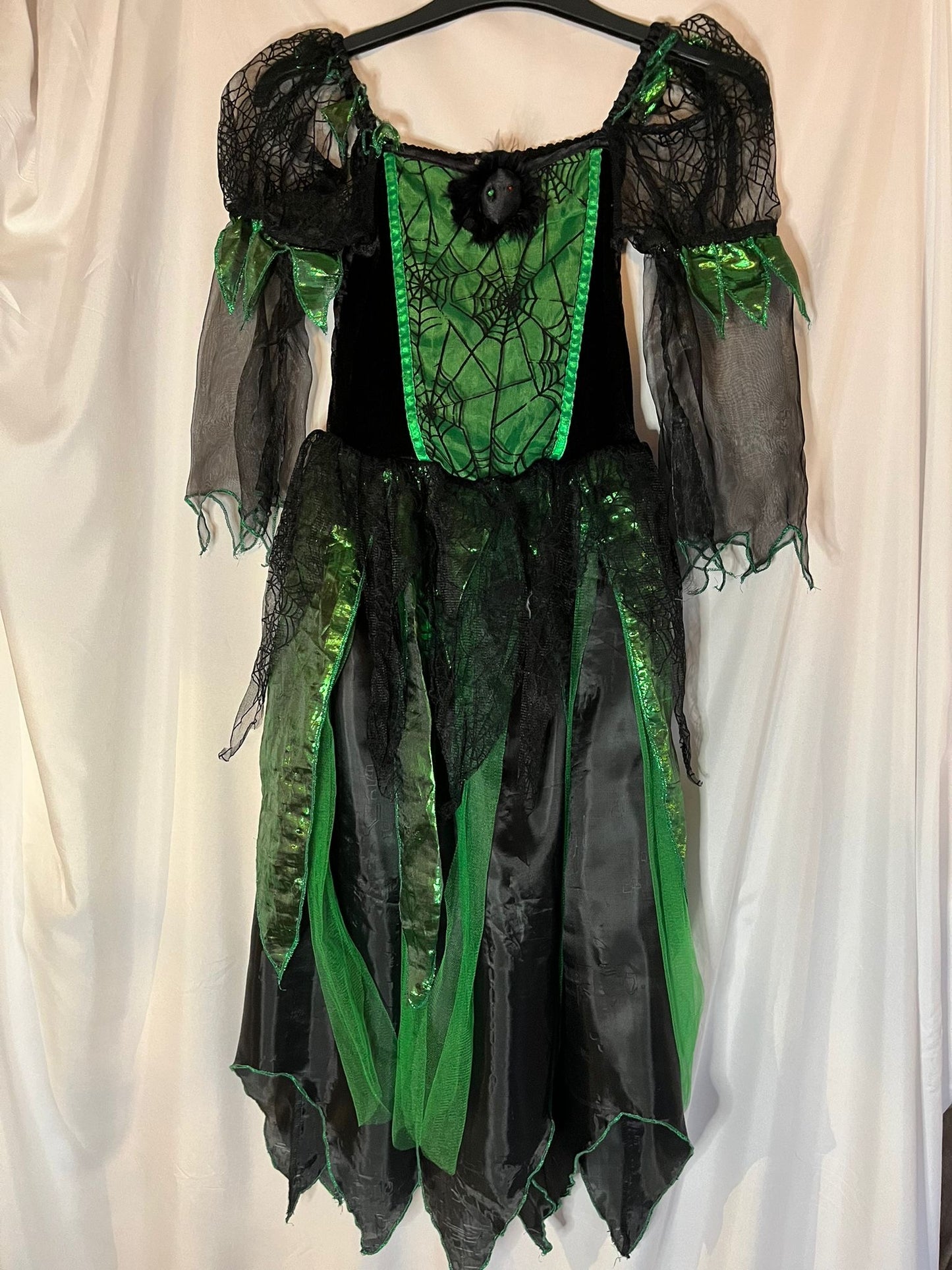 F&F - Dress up witch (9-10)