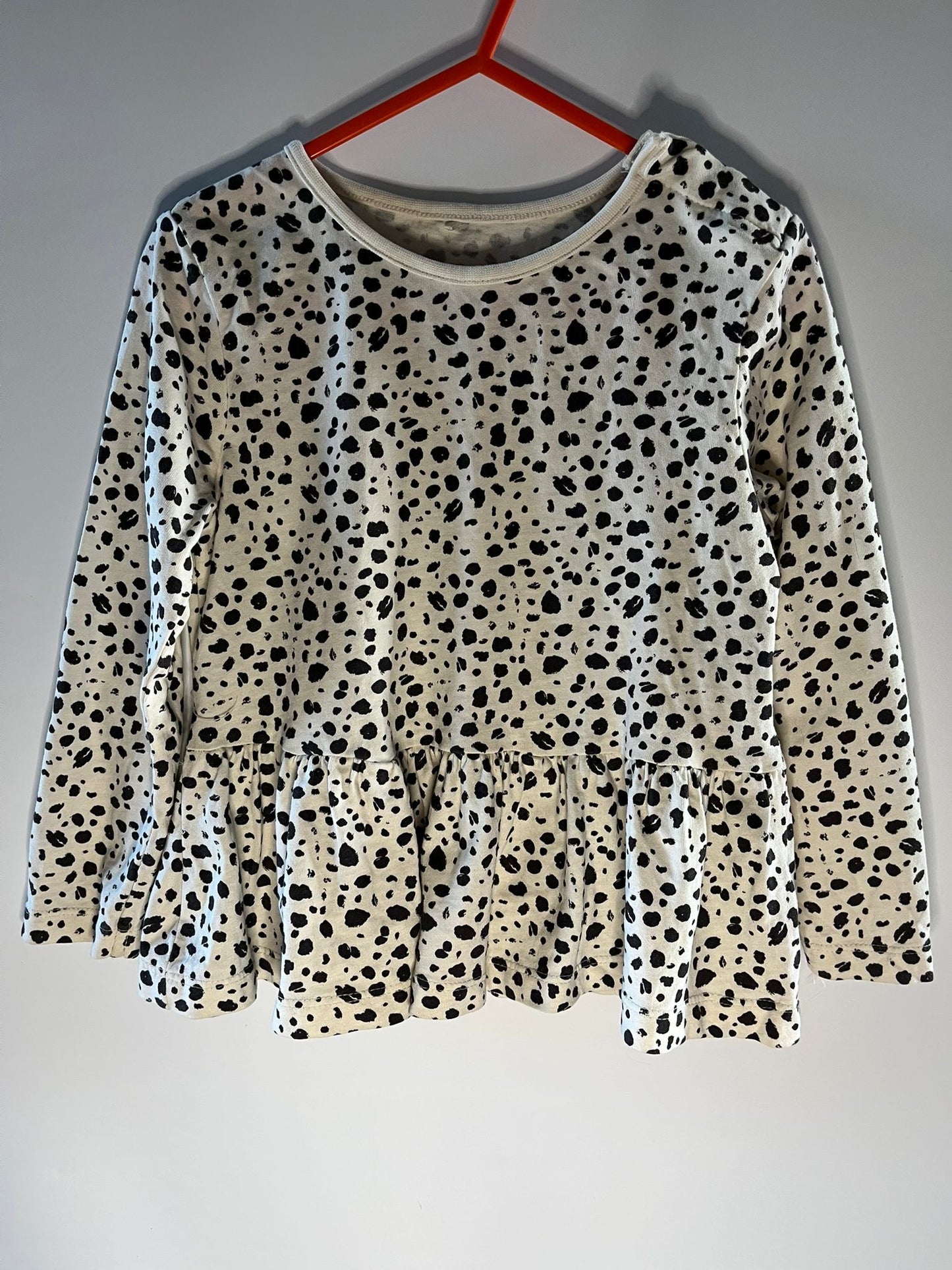 White long-sleeve shirt with black polka dots George preloved children clothing little drums