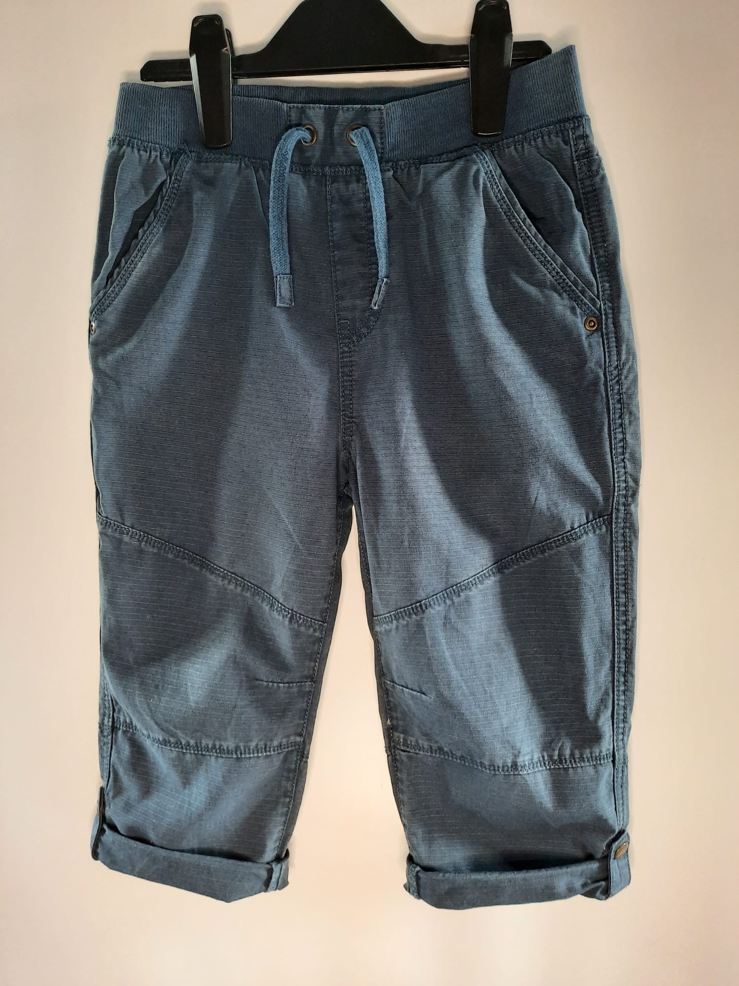 Navy 3/4 lengths bottoms. Preloved - Little drums