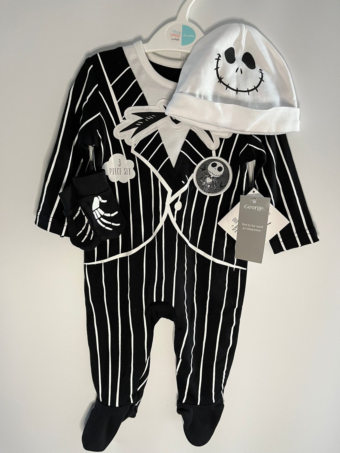 Brand new with tags George jack skeleton Halloween costume size 3 to 6 months. - Preloved - Little Drums