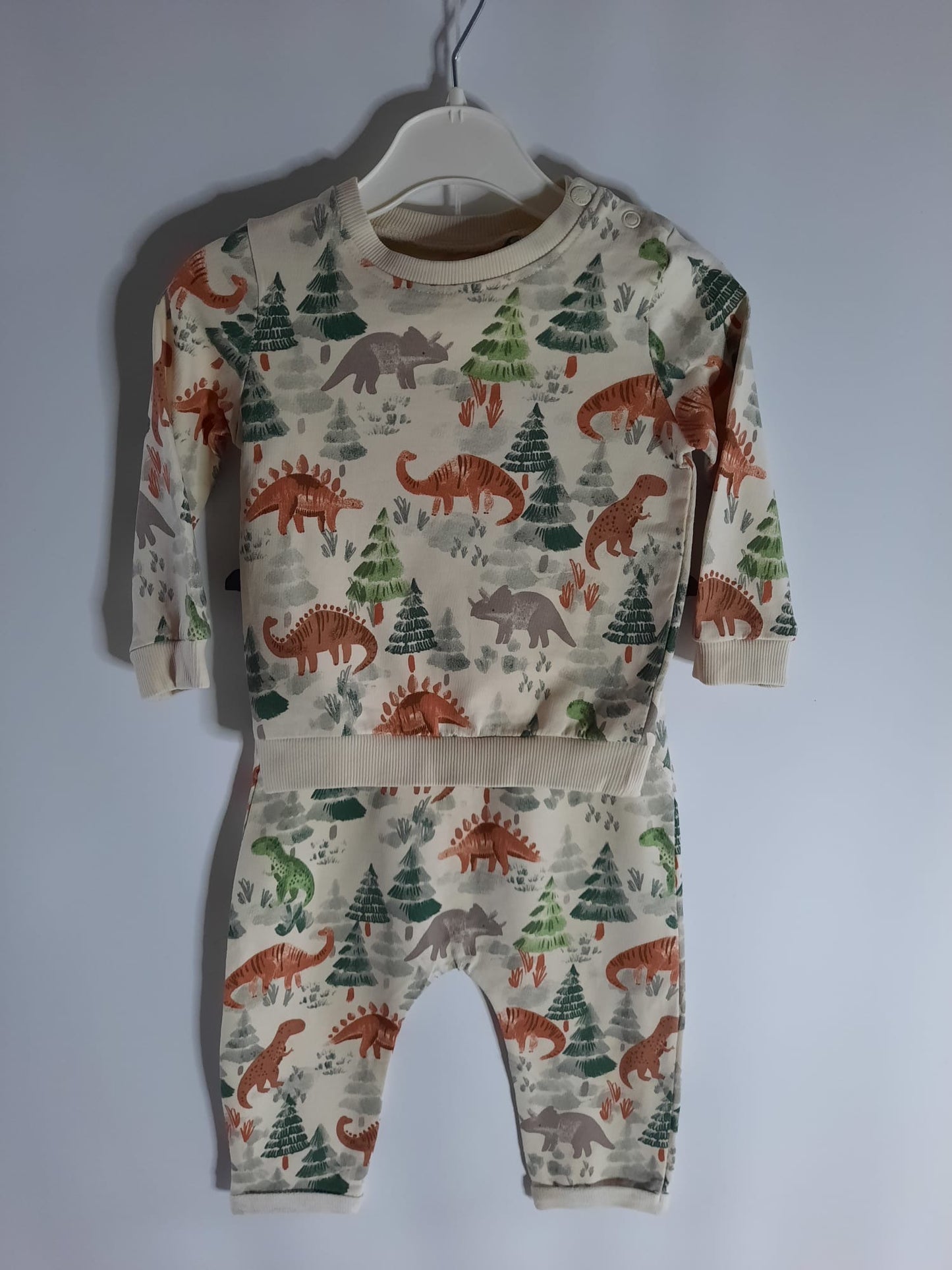 TU - Jogger set (6-9M)