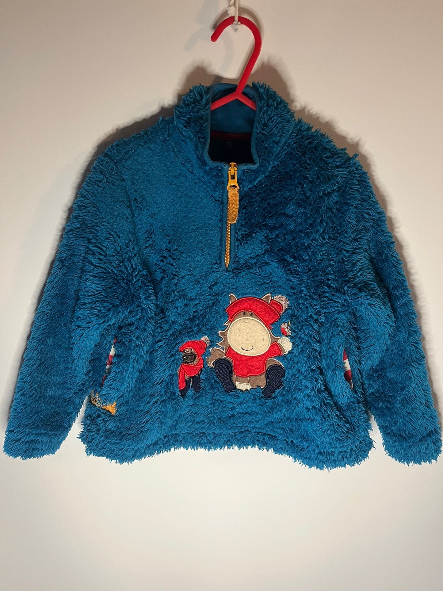 Blue fuzzy pullover with cartoon character. Size 3/4 years. Preloved little drums - Toggi