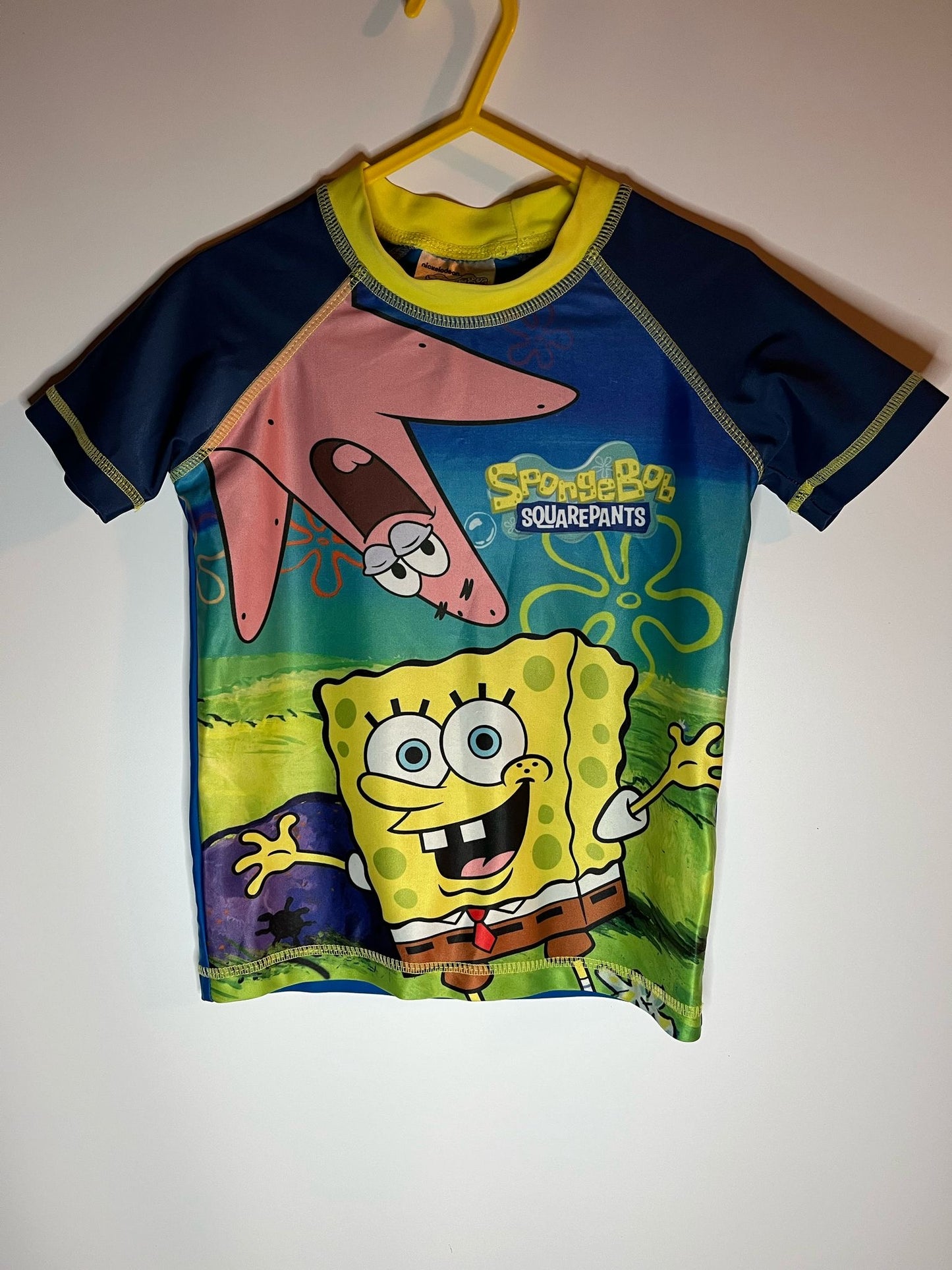 Character.com - Top (6Y)