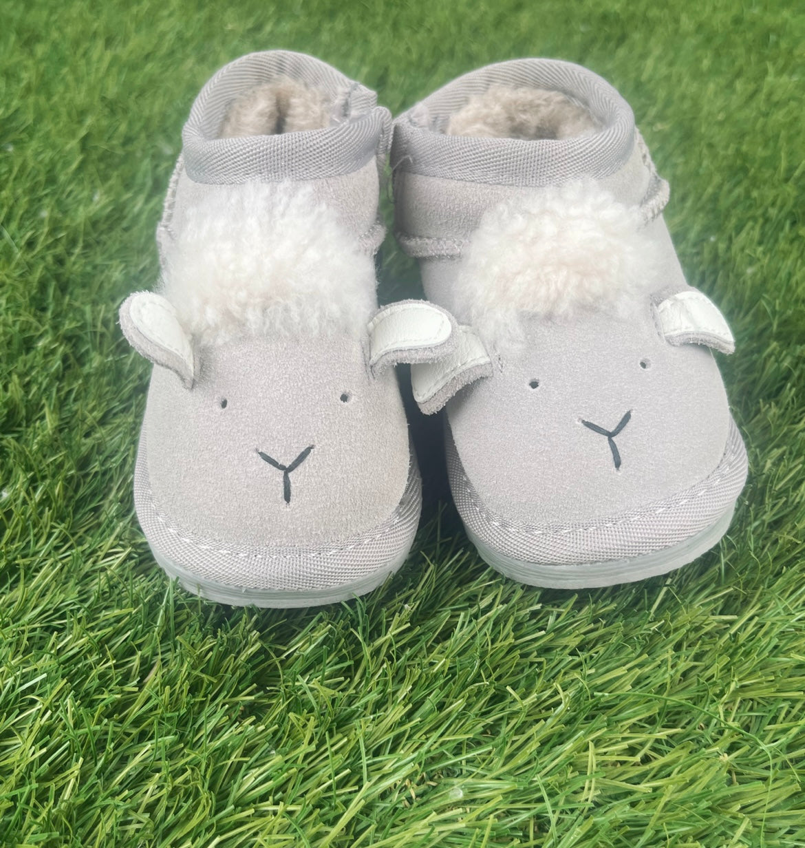 Sheep boots (size 5)