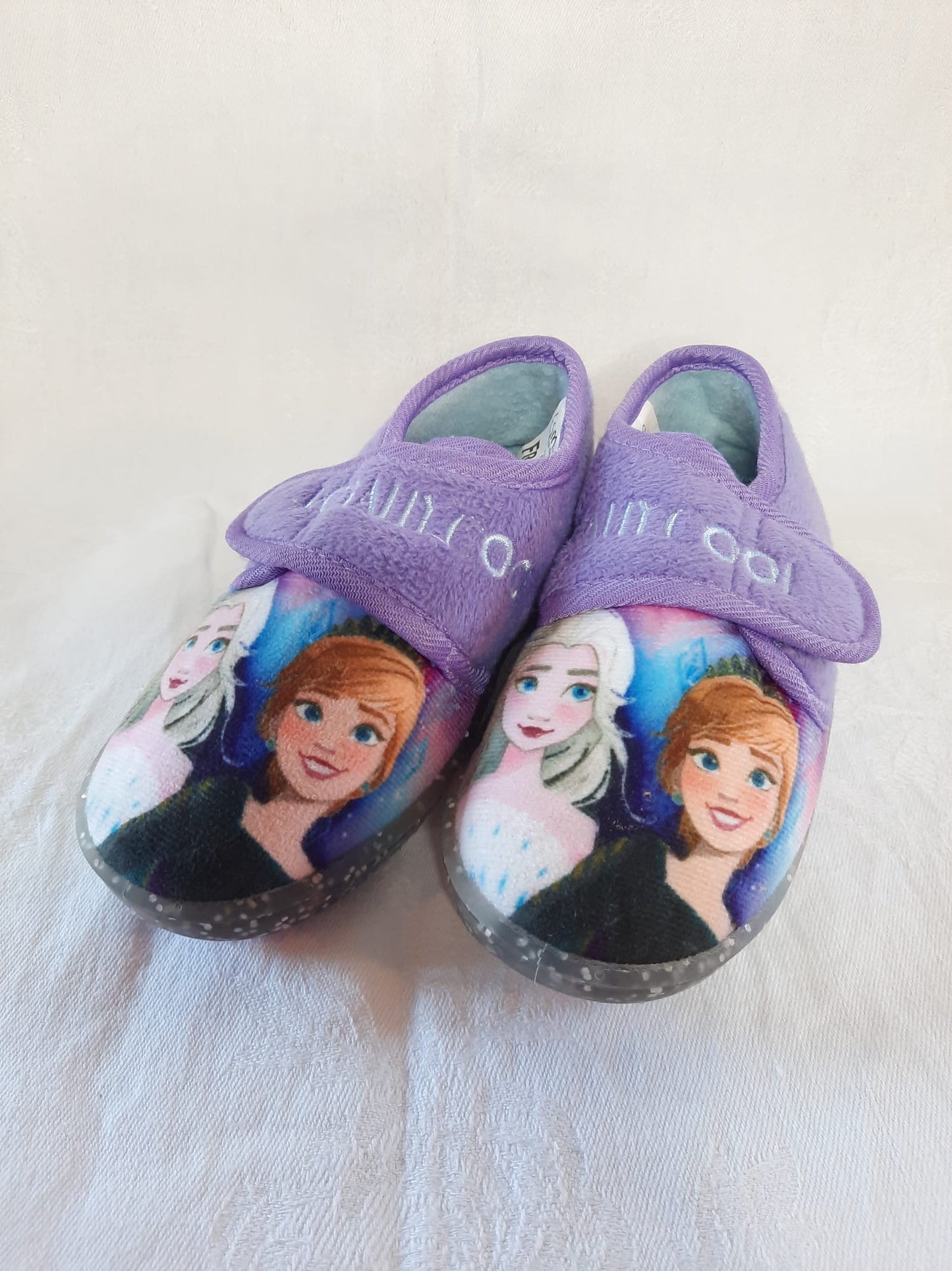 Frozen slippers (8)
