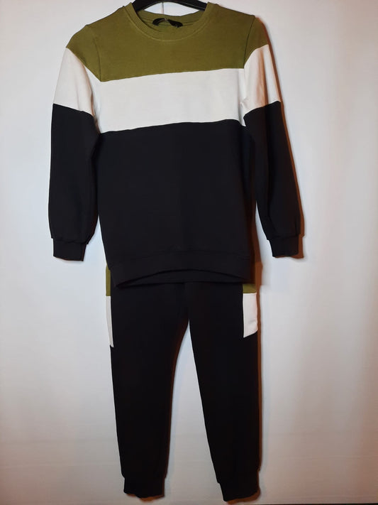 Very - Jogging set (8Y)