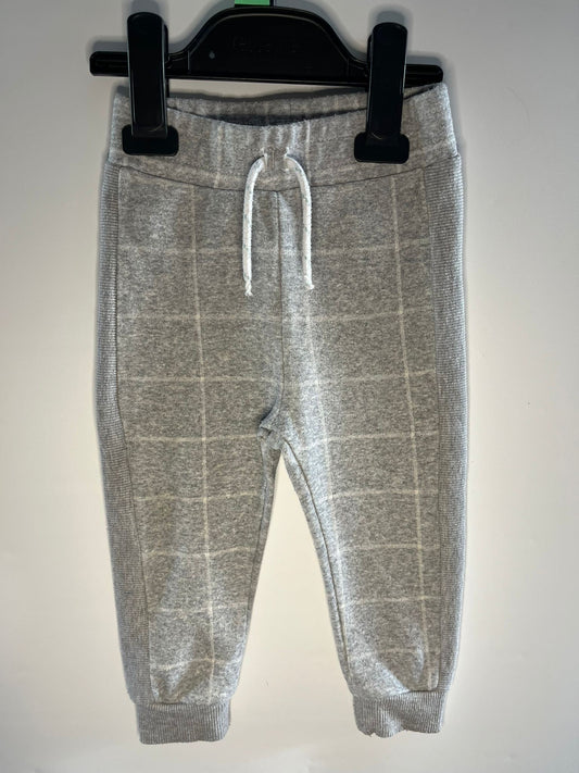 Primark - Joggers (12-18M)  | Little Drums