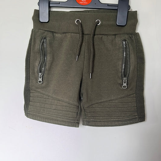 Primark - shorts (2-3)