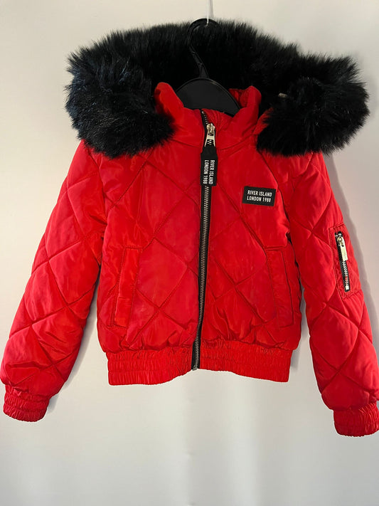Preloved River island red puffer coat with black fluffy hood size 5 to 6 years. Little Drums.