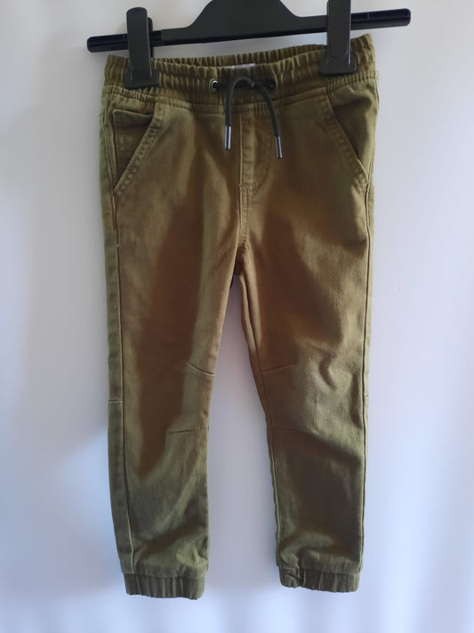 Primark - Trousers (4-5)