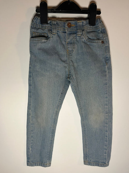 Blue denim jeans by denim company. preloved little drums size 3-4 years
