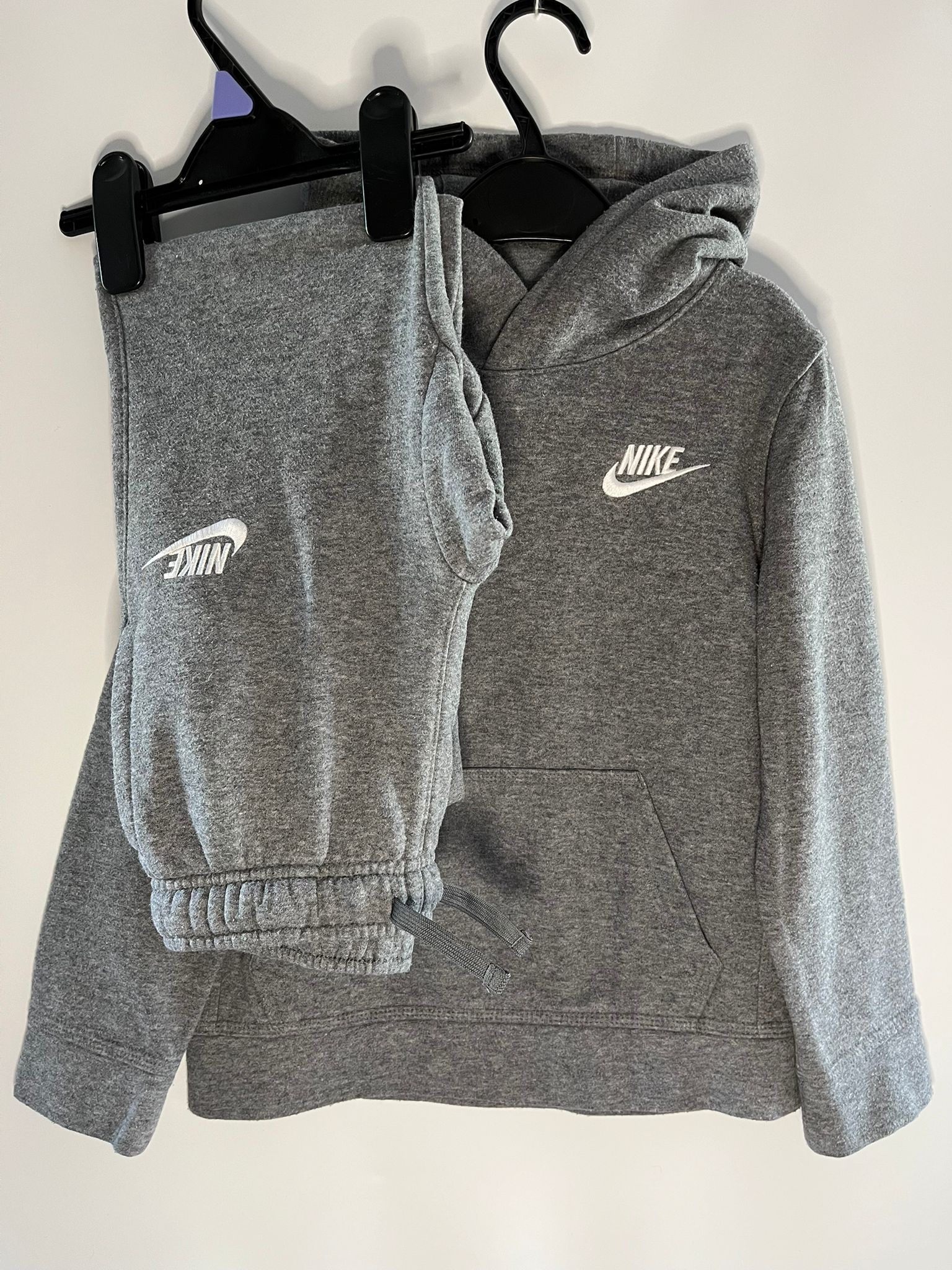 Preloved Nike grey tracksuit set size 6 to 7 years. Little Drums