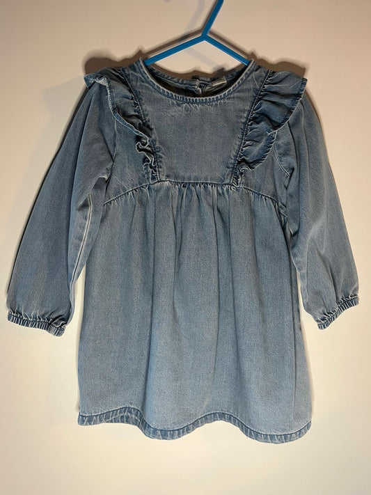 Blue denim dress with ruffled details TUnprelived little drums