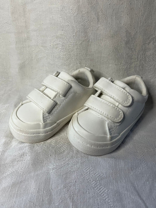 H&M - Trainers (6-12M)