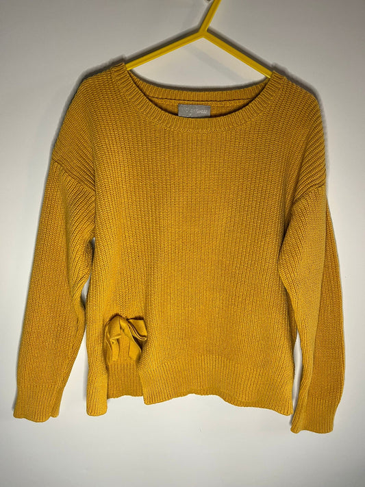 Yellow Jumper next, size 7 years. Preloved little drums