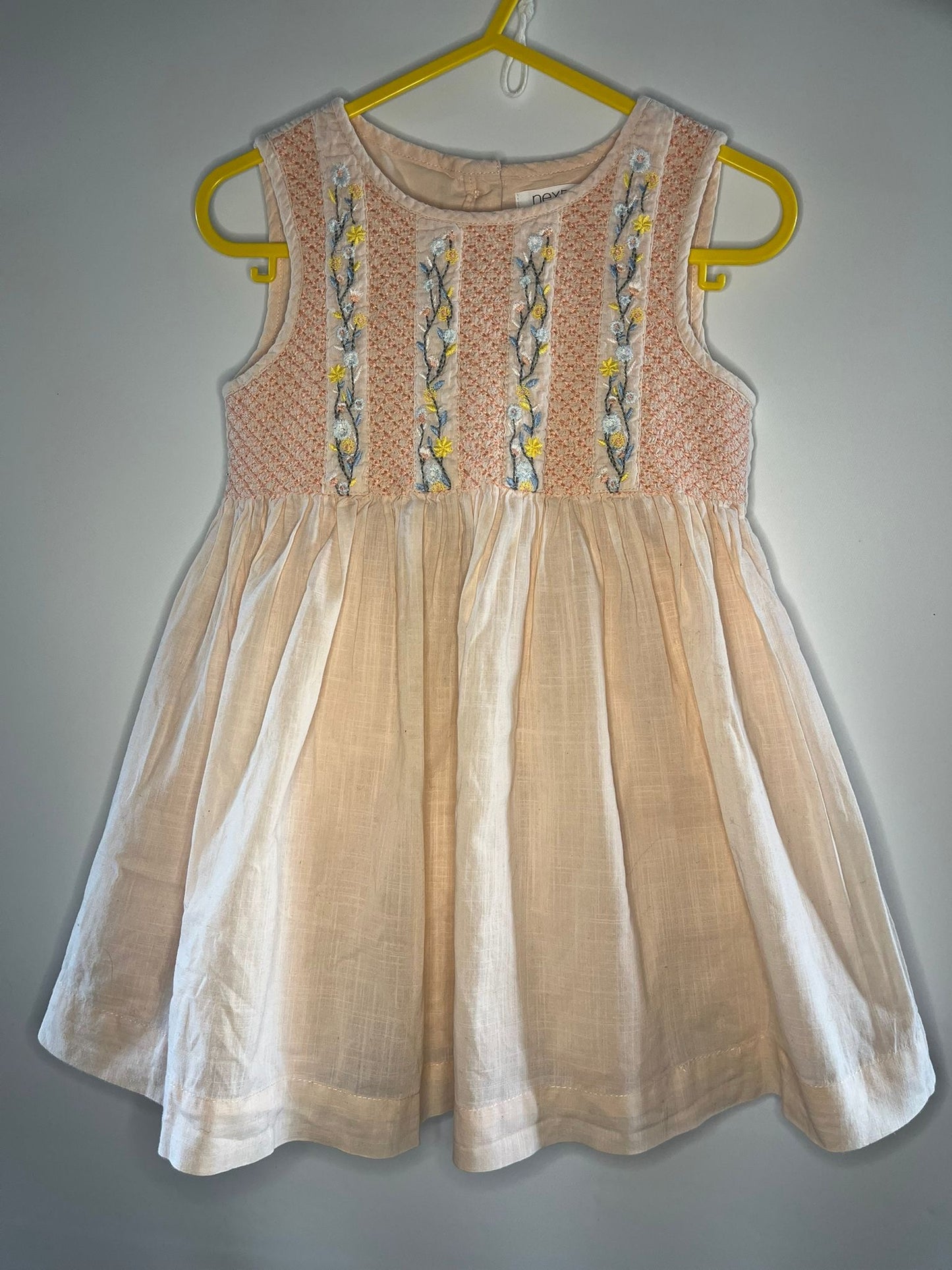 Beige dress with floral embroidery next preloved clothing little drums, size 1.5-2 years 