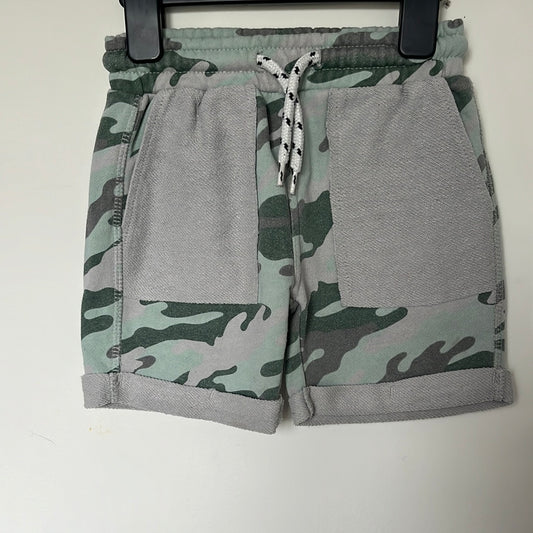 Very - shorts (2-3)