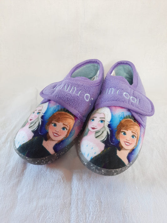 Frozen slippers (8)