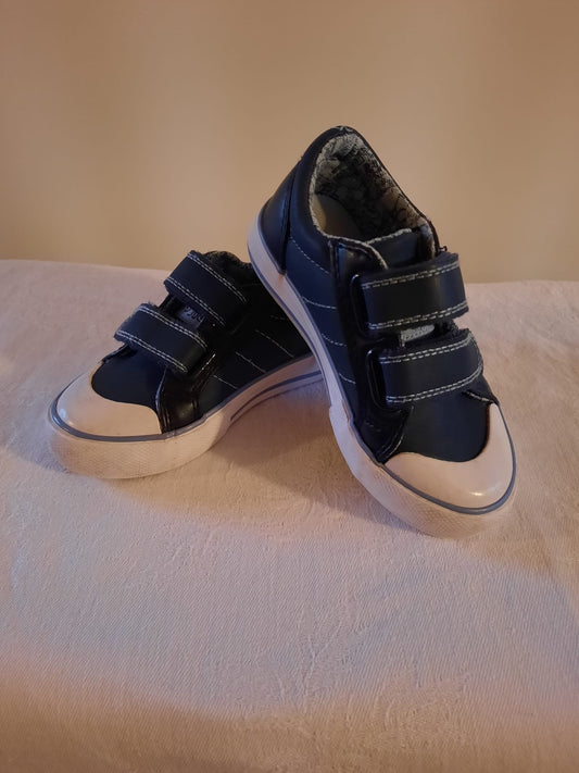 George - Trainers (23) - Little Drums